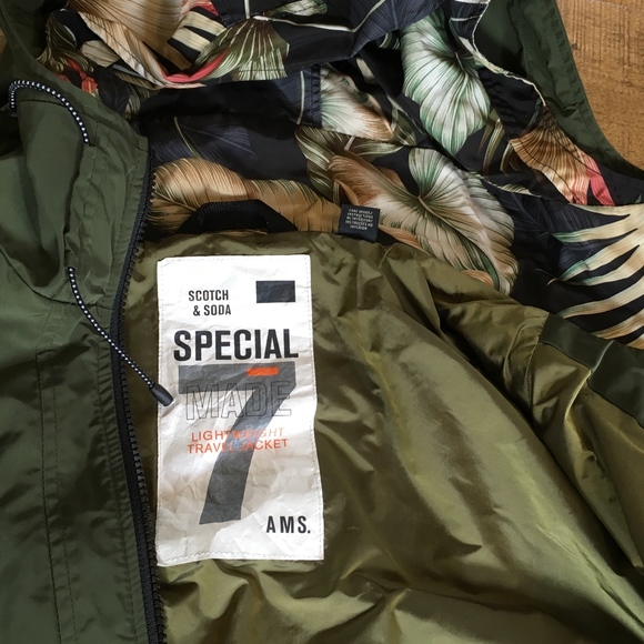 Scotch & Soda Light Weight Travel Jacket - Picture 6 of 6